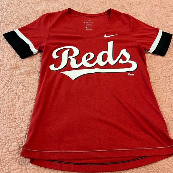 Reds tee - Picture 1 of 2